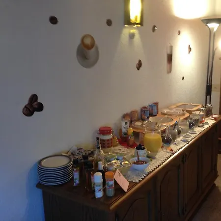 Blaues Haus 3*